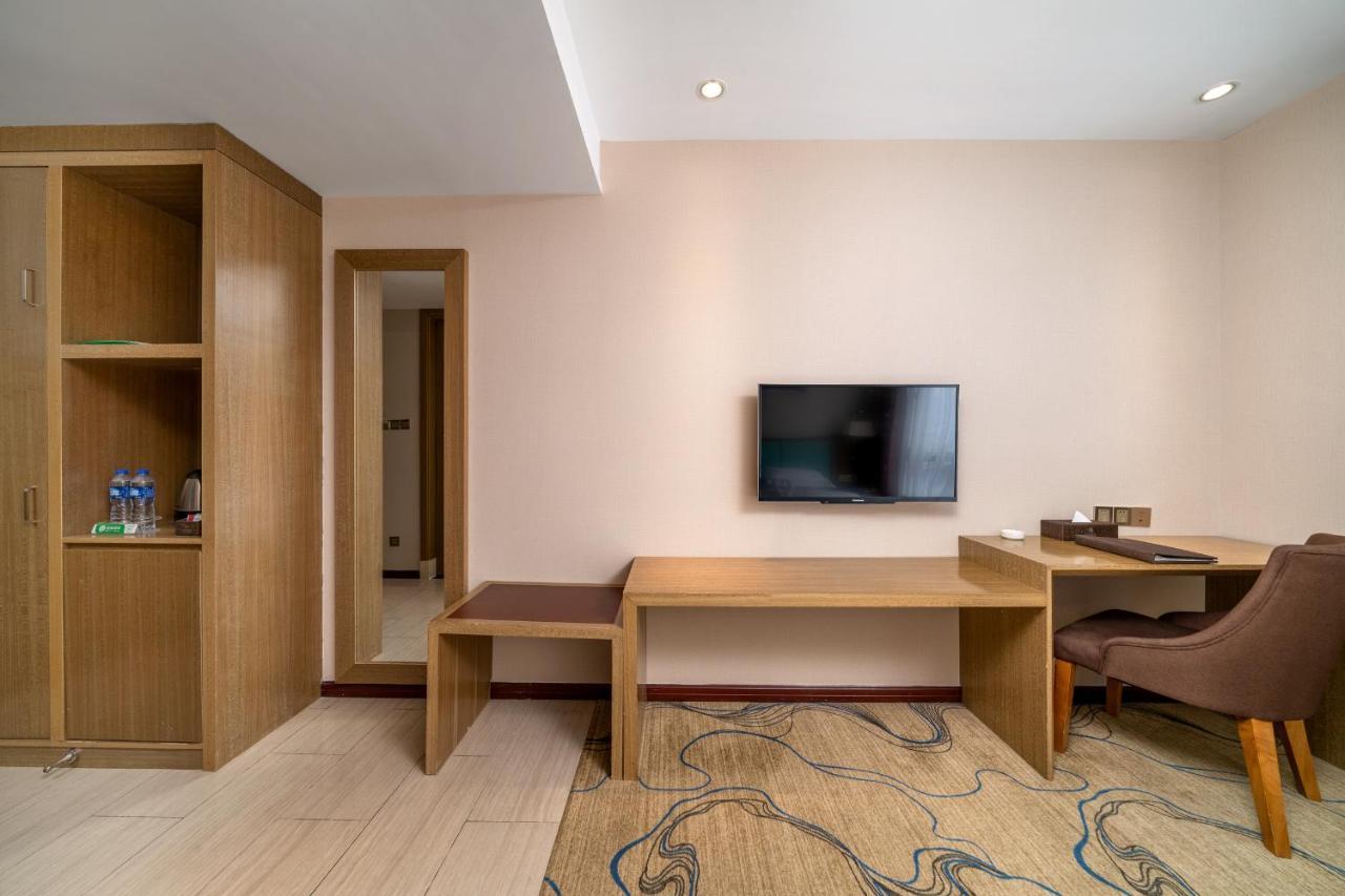 Guangzhou Boyi Hotel Buitenkant foto